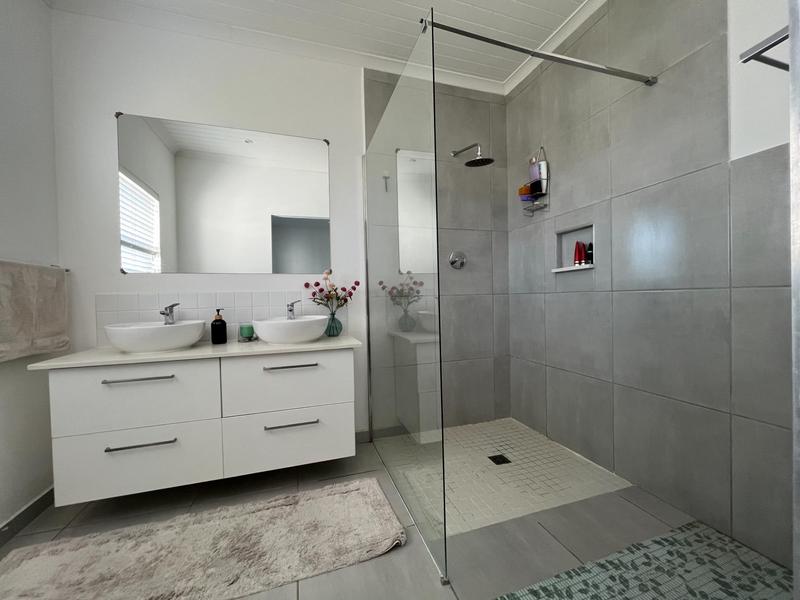 3 Bedroom Property for Sale in Laaiplek Western Cape
